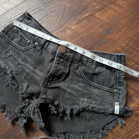 One Teaspoon Black Distressed Denim Shorts - Picture 2 of 7